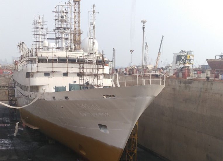 Seamless Maritime Satellite Communication - SatHarbor